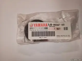 Yamaha CALIPER SEAL KIT