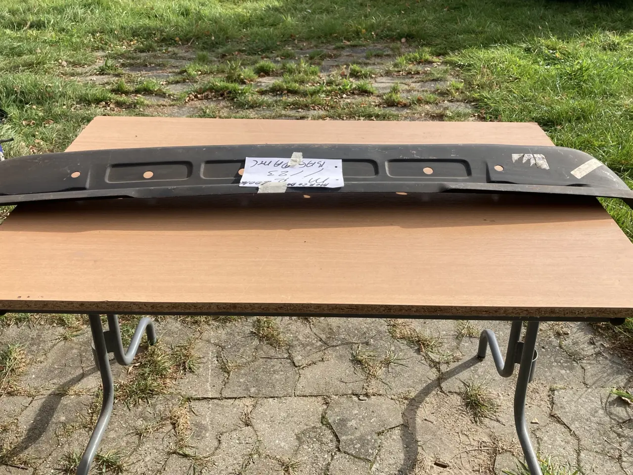 Billede 2 - Mercedes / 123 Bagpanel