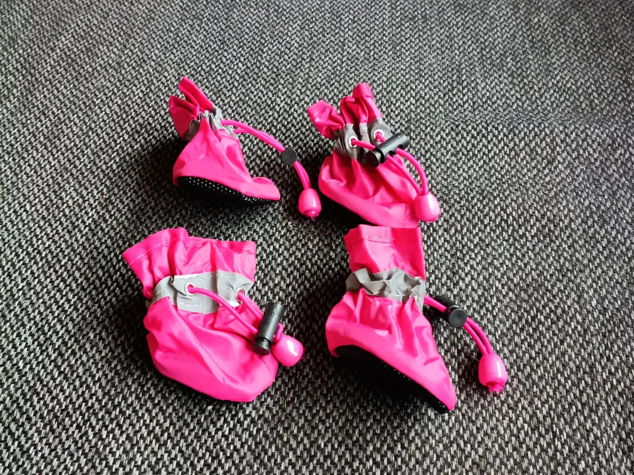 Billede 16 - Tøj og sko til lille hund