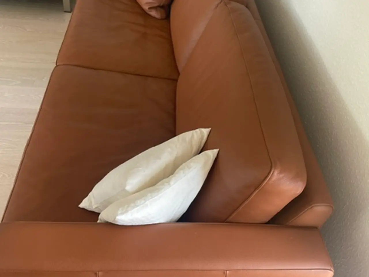 Billede 4 - Stouby sofasæt i 3 & 2 cognac farvet