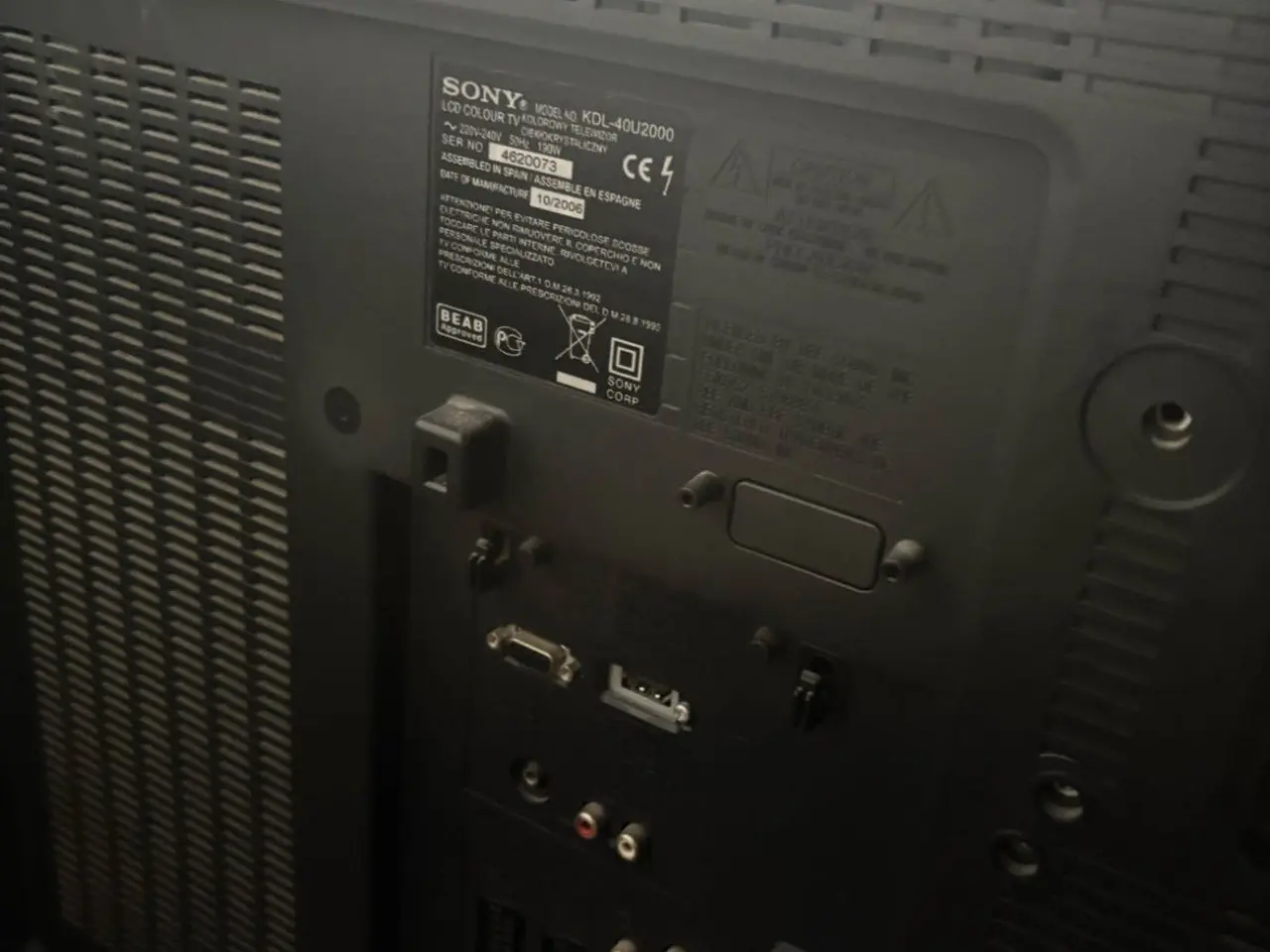 Billede 4 - Ældre Sony TV sælges