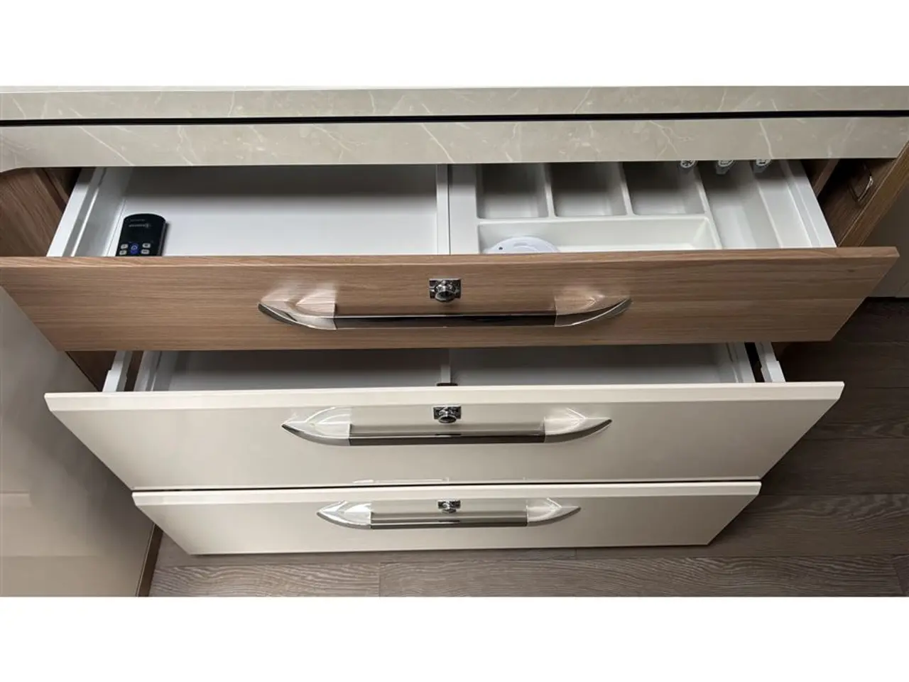 Billede 11 - 2022 - Hobby Excellent 560 CFe   Pæn og velholdt campingvogn