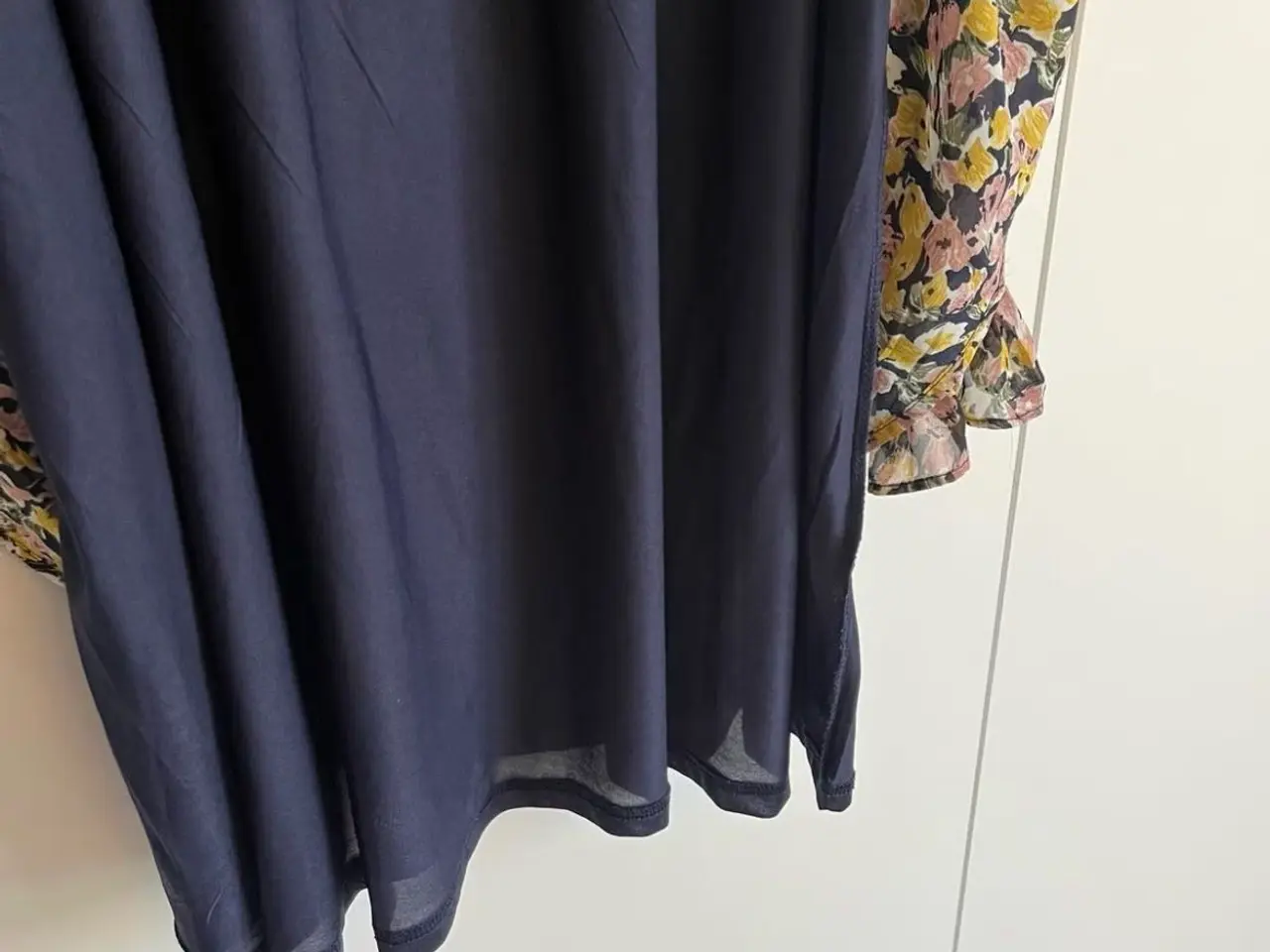 Billede 3 - Mønstret kjole fra Only Neon & Nylon