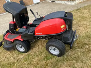 Plænetraktor m/96cm klippebord og firhjulstræk