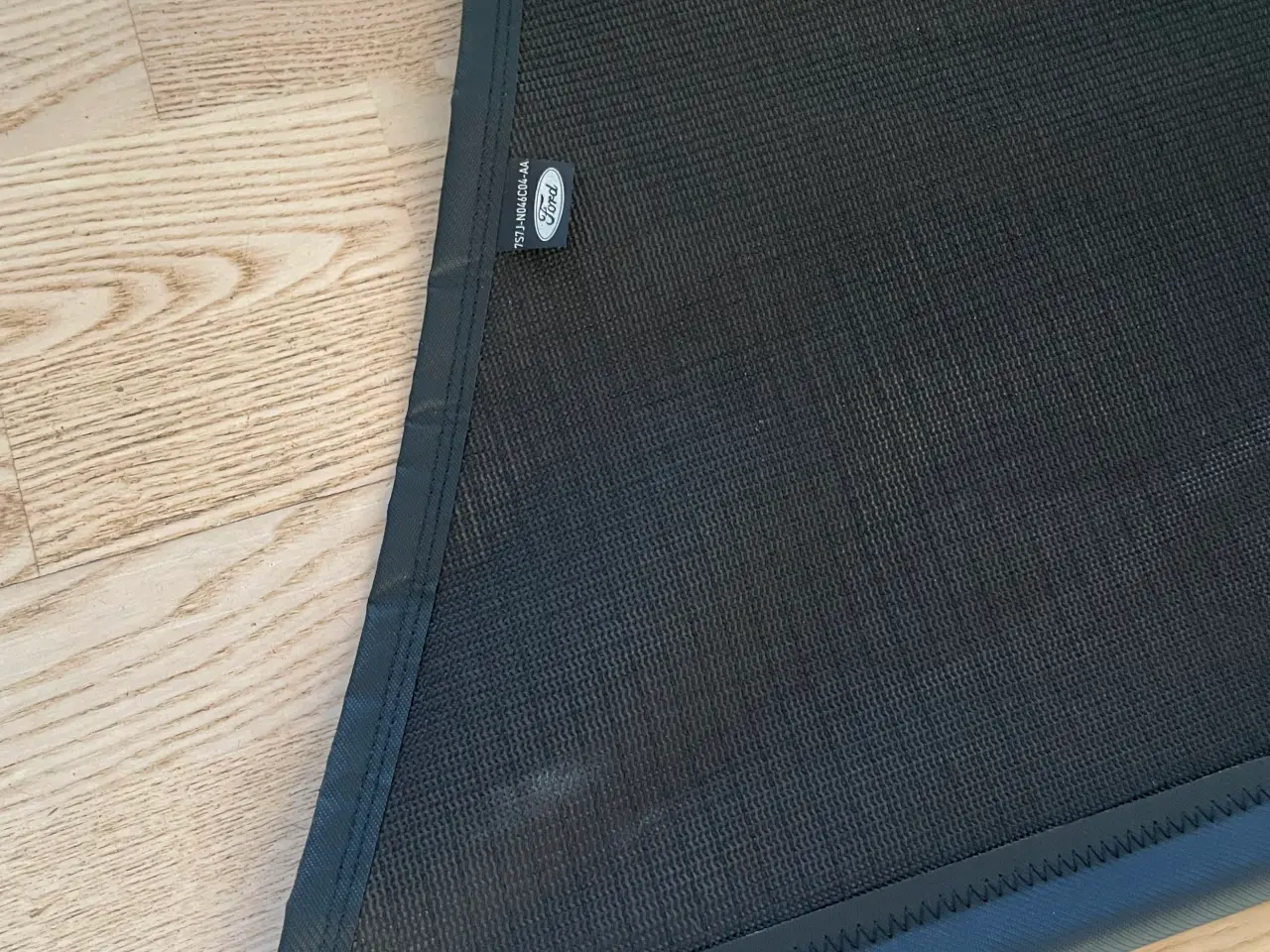 Billede 3 - Original hundegitter til Mondeo
