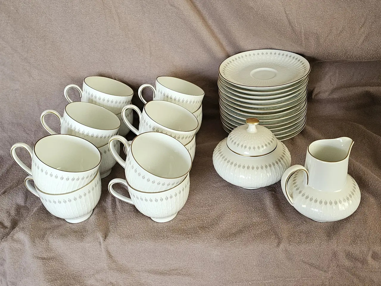 Billede 1 - Edelstein Bavaria Savoy — kaffestel, 12 kopper med underkop