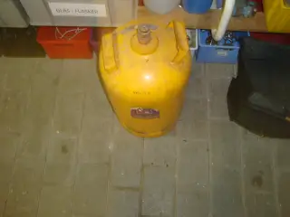 11kg gasflaske sælges