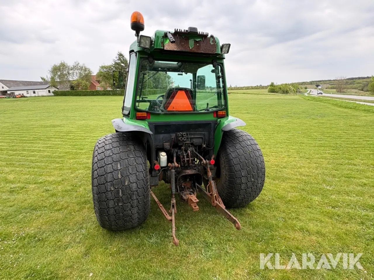 Billede 6 - Traktor John Deere 4520 med frontlæsser frontlift gafler og skovl