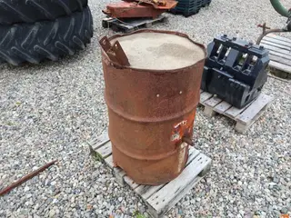 VÆGTKLODS.