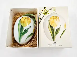 Royal Copenhagen Stort Påskeæg Tulipan 2013. Sortering 1