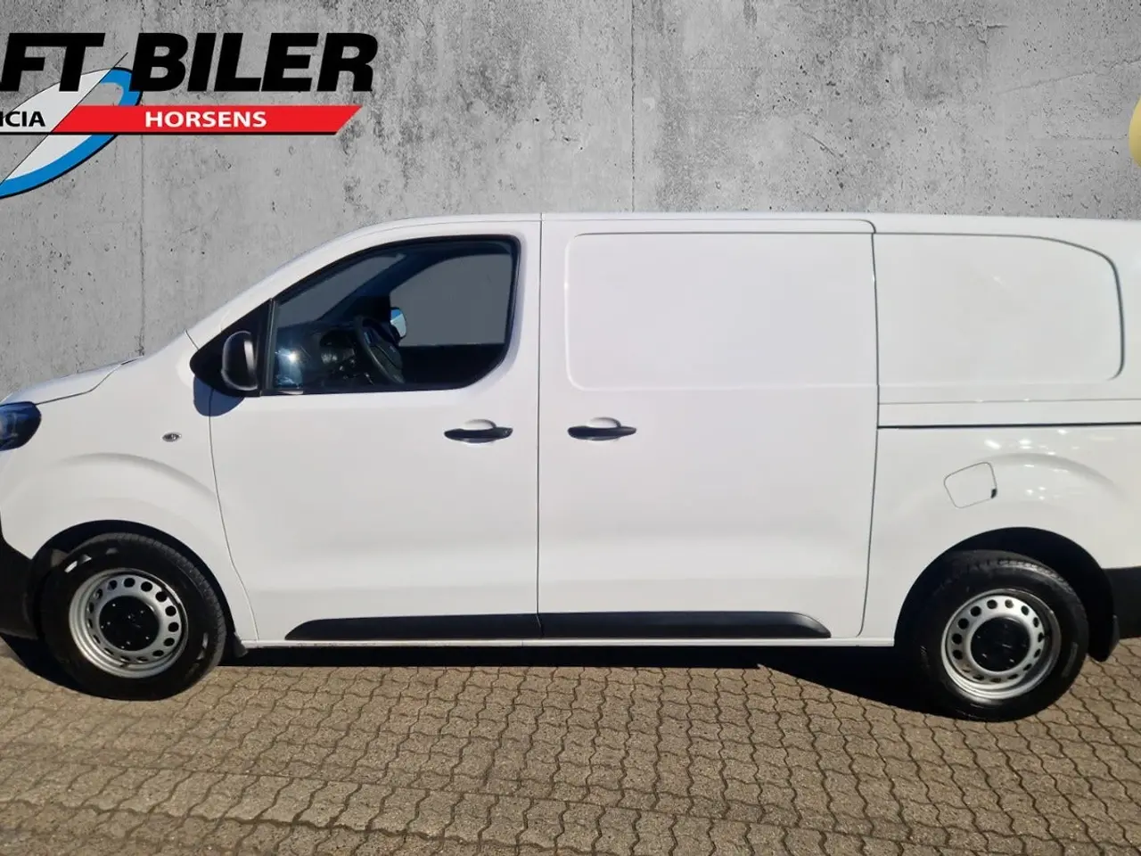Billede 2 - Peugeot Expert 2,0 BlueHDi 144 L2 Plus EAT8 Van