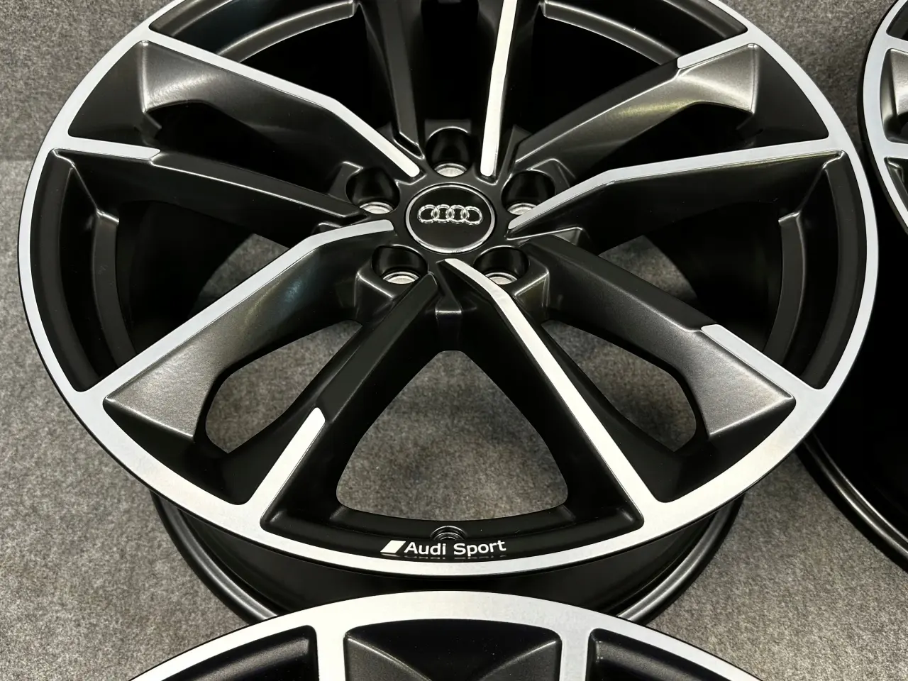 Billede 8 - AUDI Q3 83 83A S LINE 19 8,5J x 19" ET38