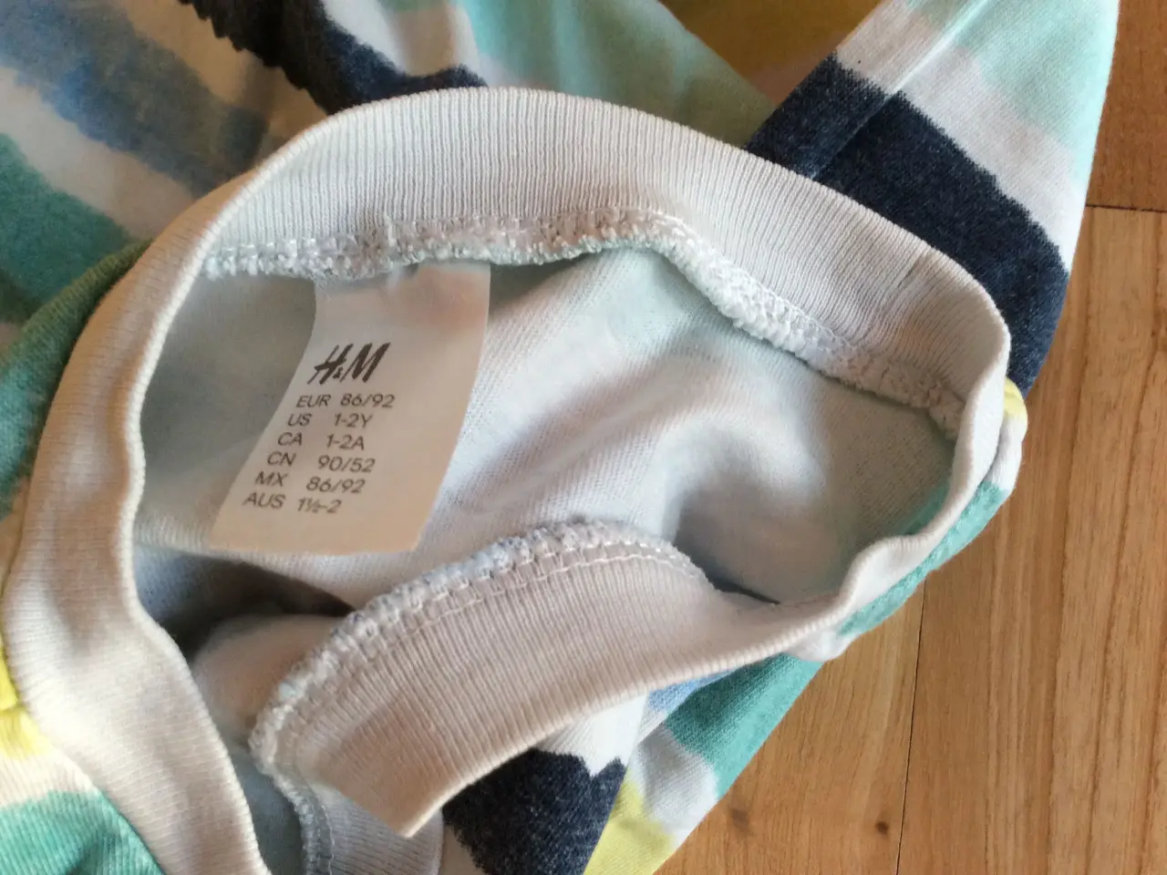 Billede 3 - Stribet t shirt
