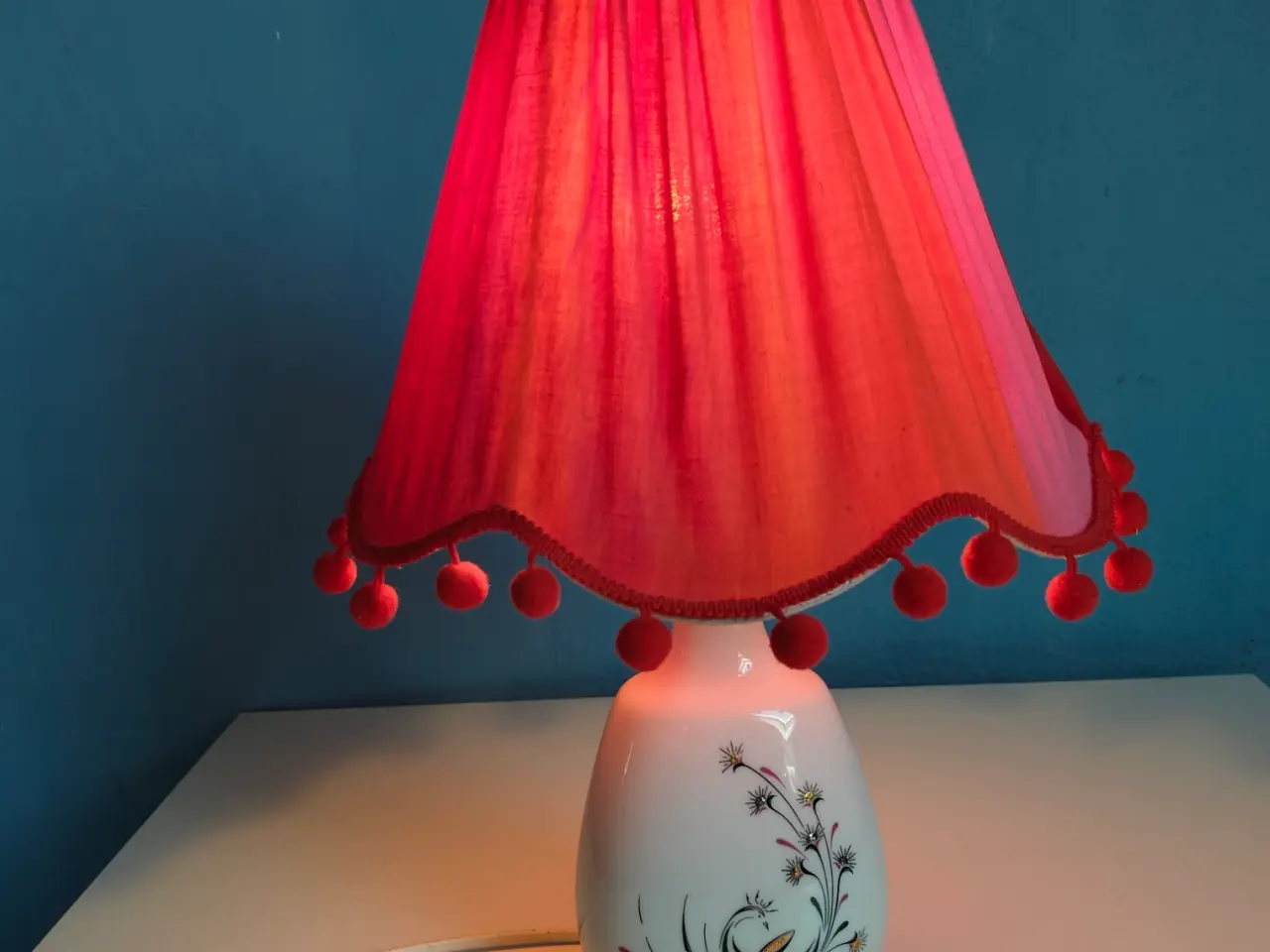 Billede 1 - Merry’s Design lampe – dansk hånddekoreret