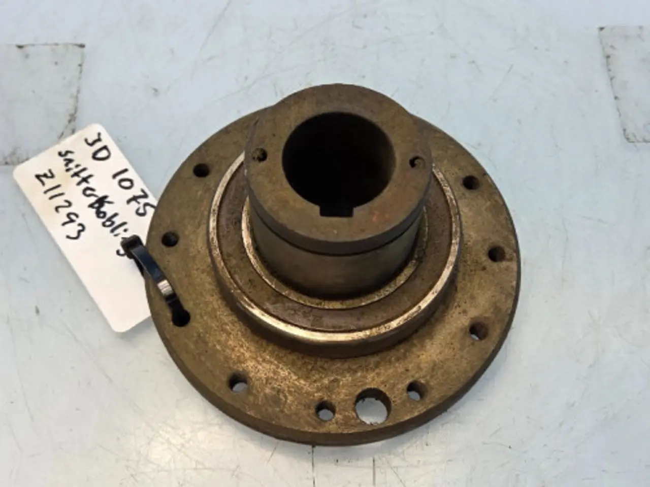 Billede 5 - John Deere 1075 Kobling Nav Z11293
