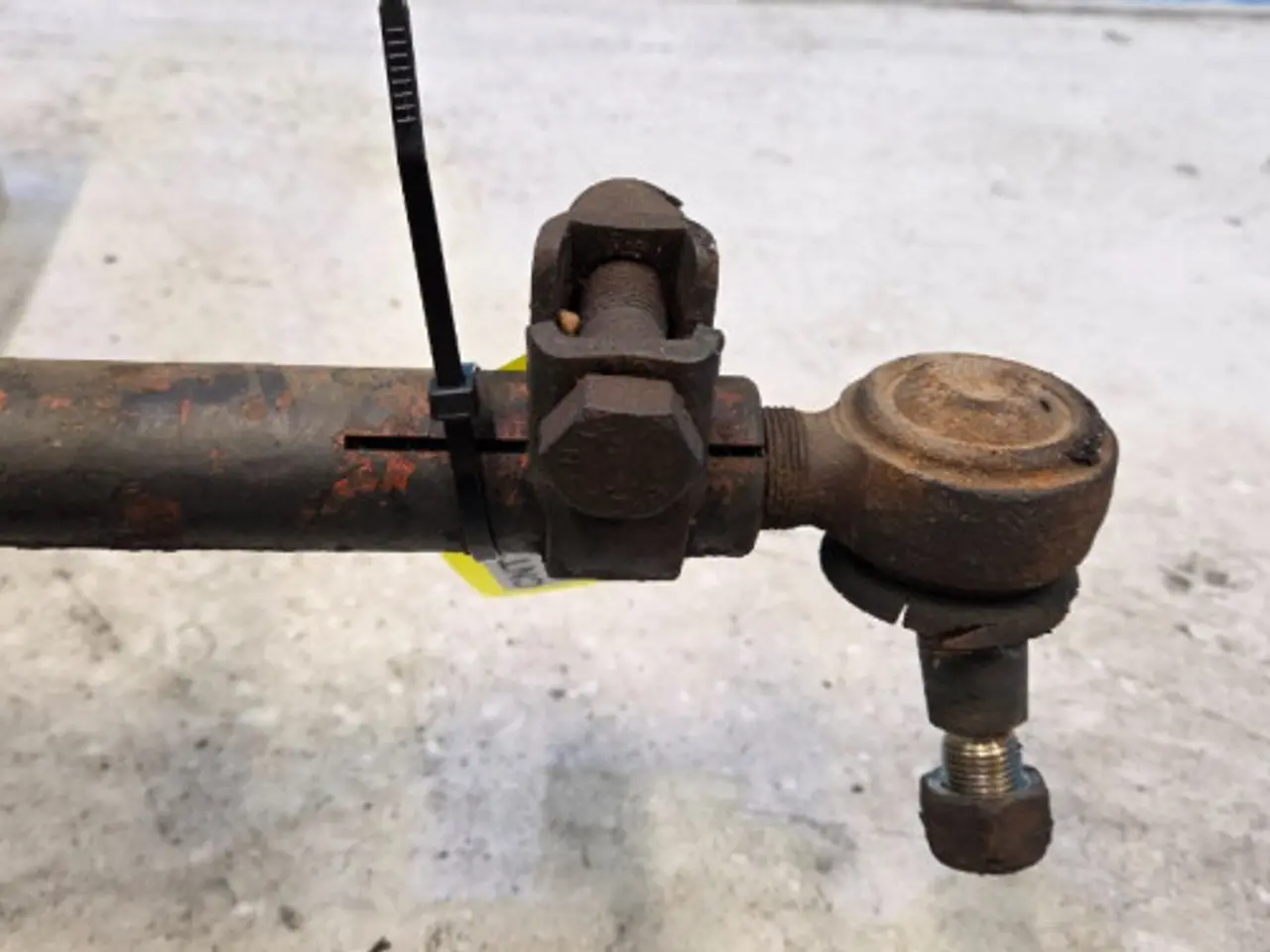 Billede 11 - Valmet 705 Styrestang 30405710
