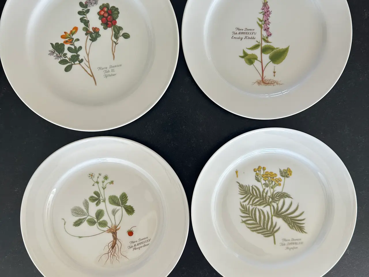 Billede 2 - 10 stk Flora Danica platter/tallerkener