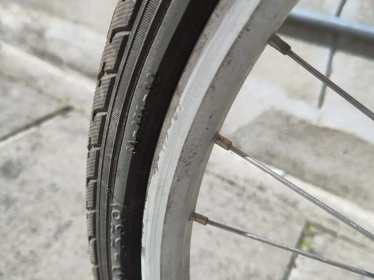 Billede 1 - Lilla pigecykel sælges