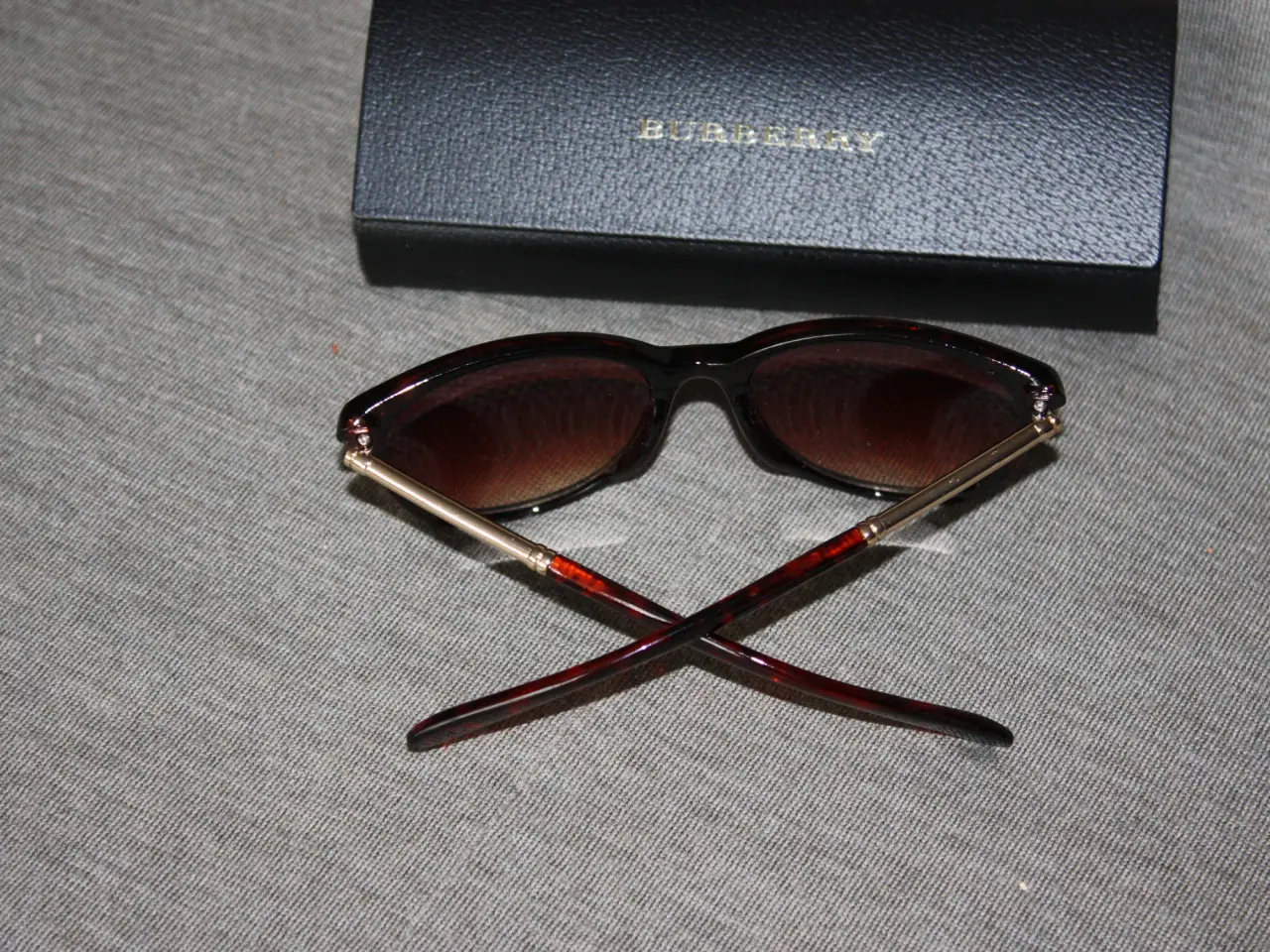 Billede 2 - Burberry dame solbriller 2573