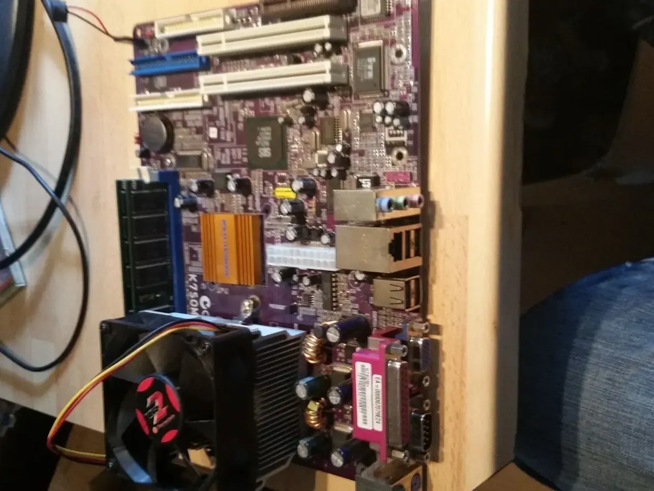 Billede 1 - MicroATX k750m+ v. 7.5