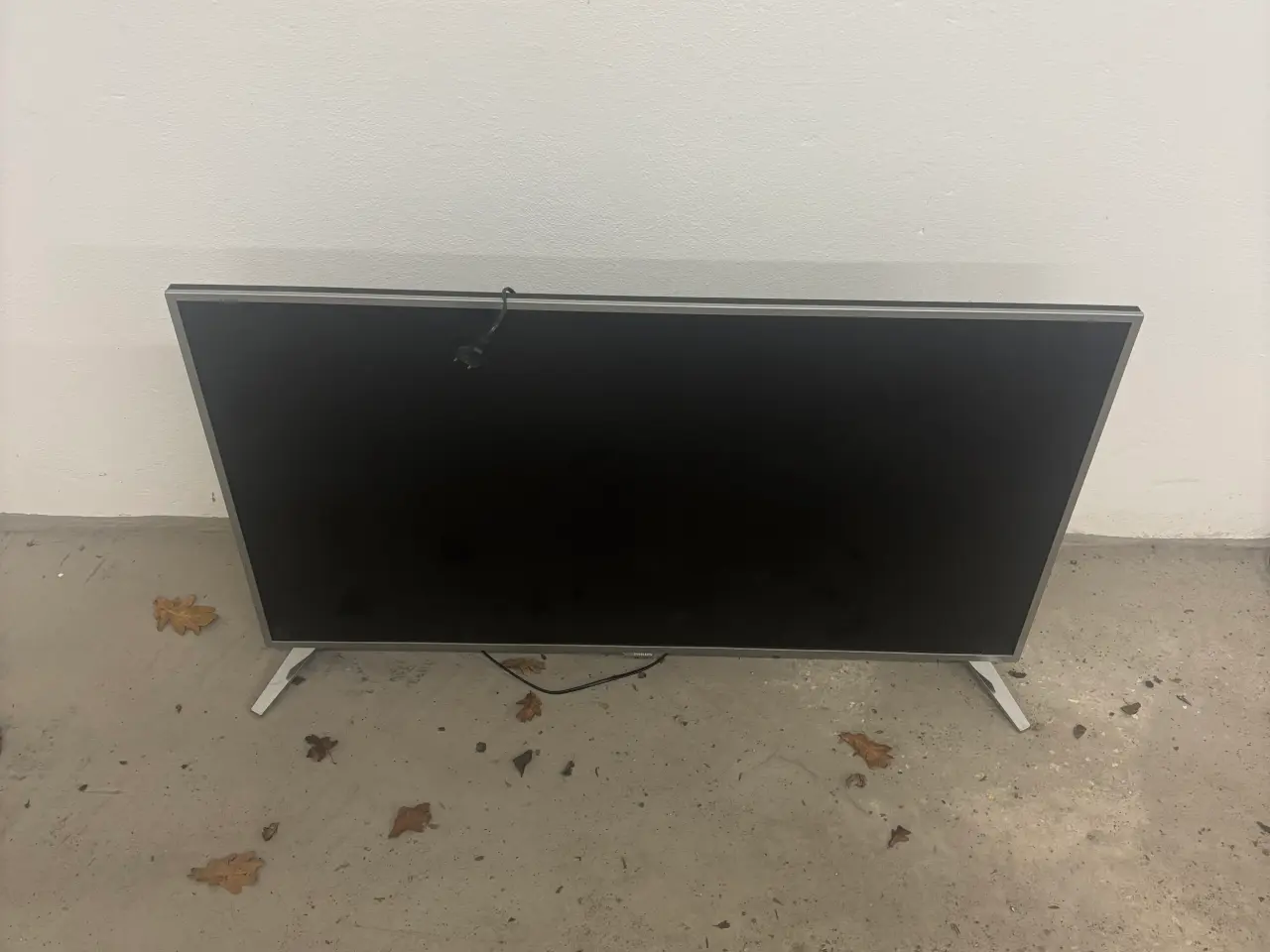 Billede 1 - Defekt TV sælges billigt