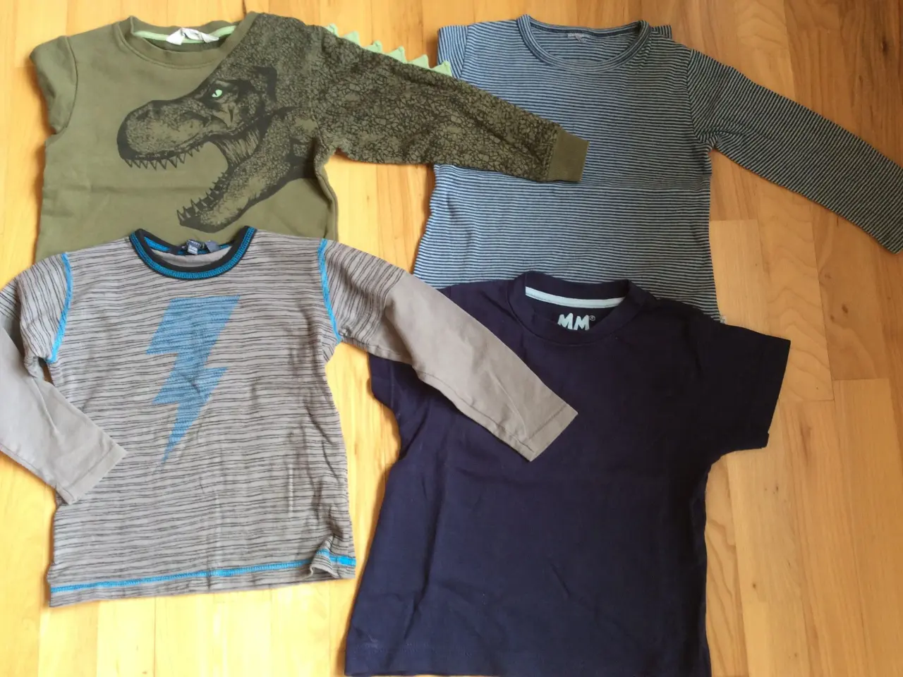 Billede 1 - Bluse pakke