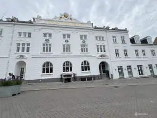 Erhvervslejemål på 912 m² - Centralt i Viborg