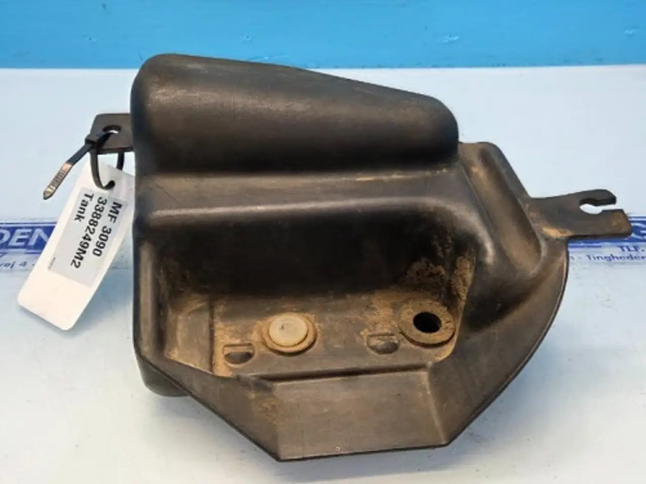 Billede 7 - Massey Ferguson 3090 Sprinklervæskebeholder 3388249M2