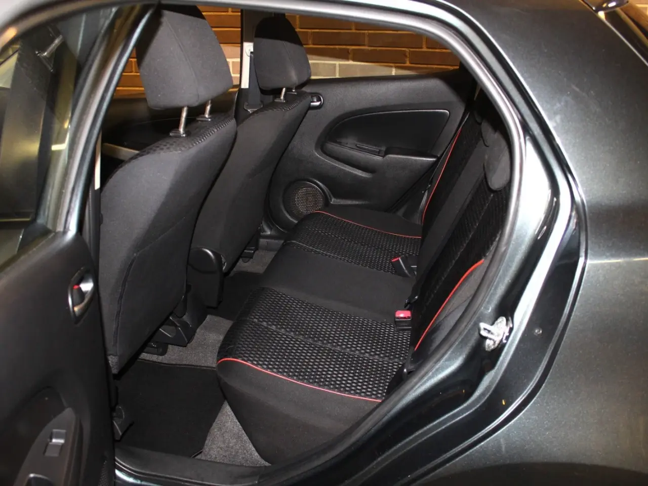 Billede 5 - Mazda 2 1,3 Takara Edition
