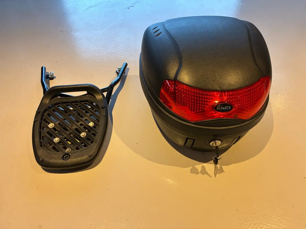 Billede 13 - Vga Street X 45 km 2025. 975 km