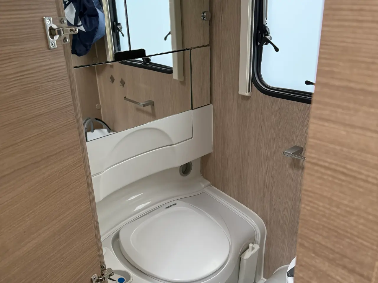 Billede 13 - Adria Adora 482Lu Super flot stand