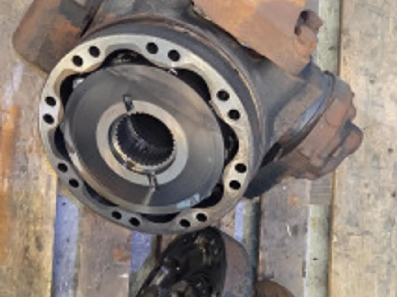 Billede 15 - New Holland CR9.90 Spindel L. 87281652