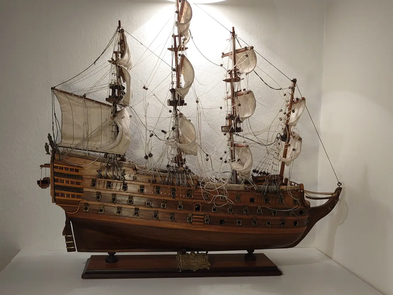 Billede 5 - Stort modelskib "Victory år 1805" L70cm, H65cm.