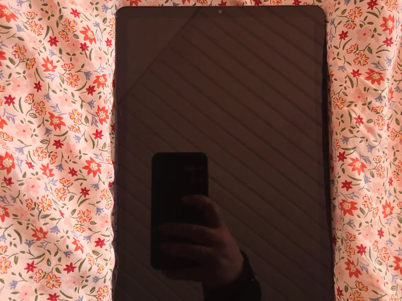 Billede 2 - Sælger min næsten nye tablet da jeg ikke får den b