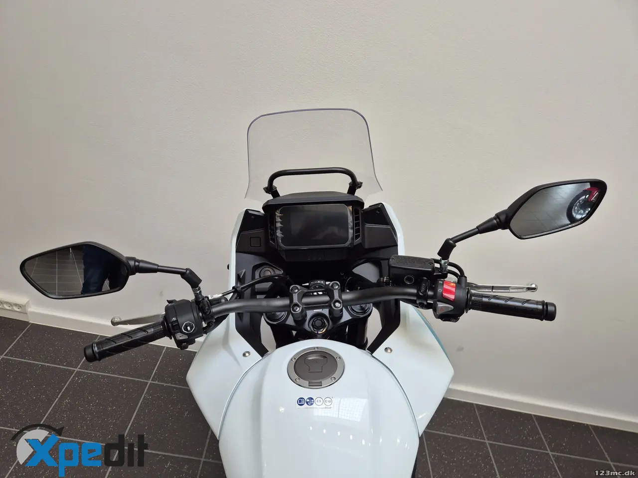 Billede 10 - Honda NX 500 E-Clutch
