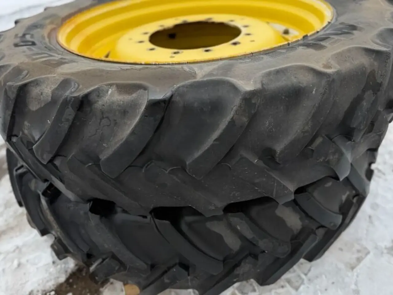 Billede 3 - Mitas 380/80 R38
