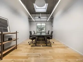 6 personers kontorsuite