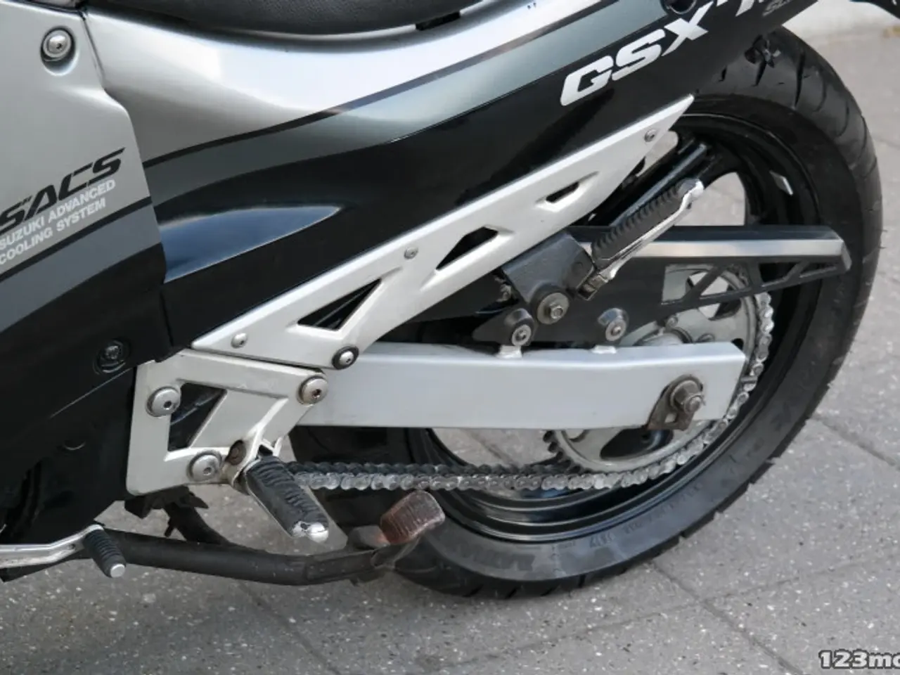 Billede 25 - Suzuki GSX 750 F ENGROS/UDEN KLARGØRING