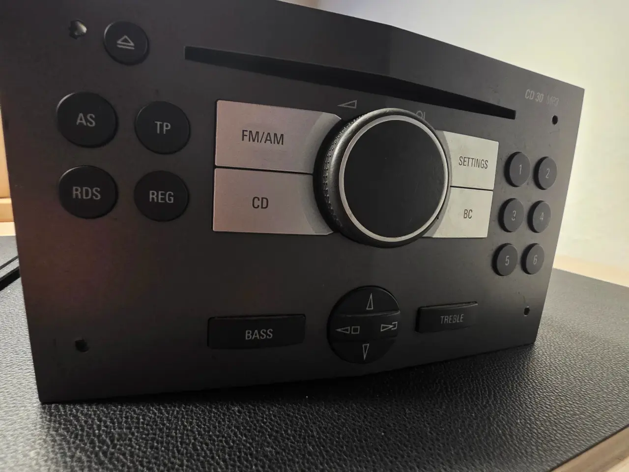 Billede 2 - Original Opel/GM Blaupunkt CD 30 MP3 autoradio