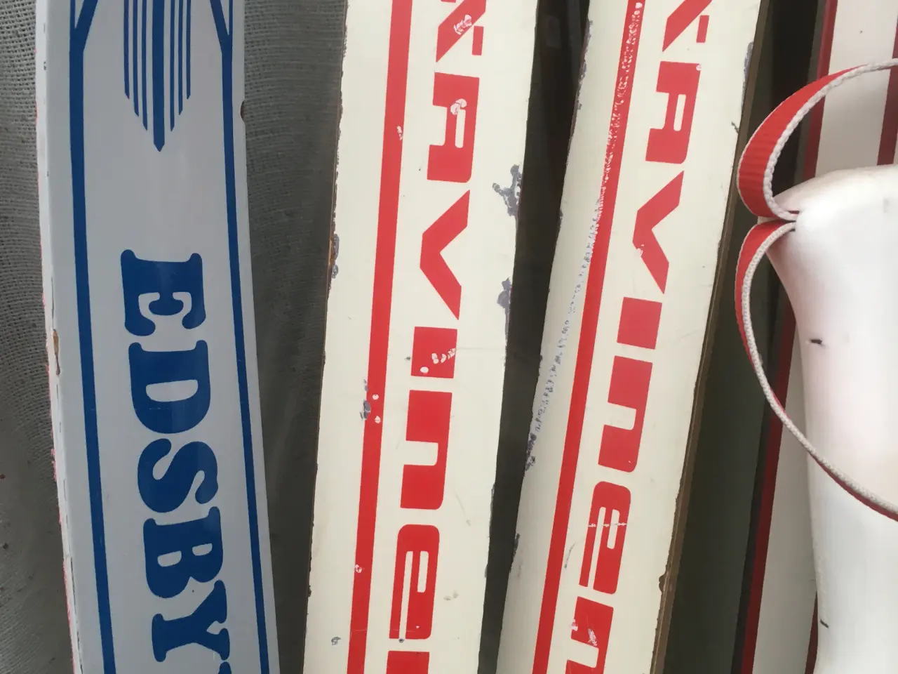 Billede 3 - 3 par ski med stave, ældre modeller