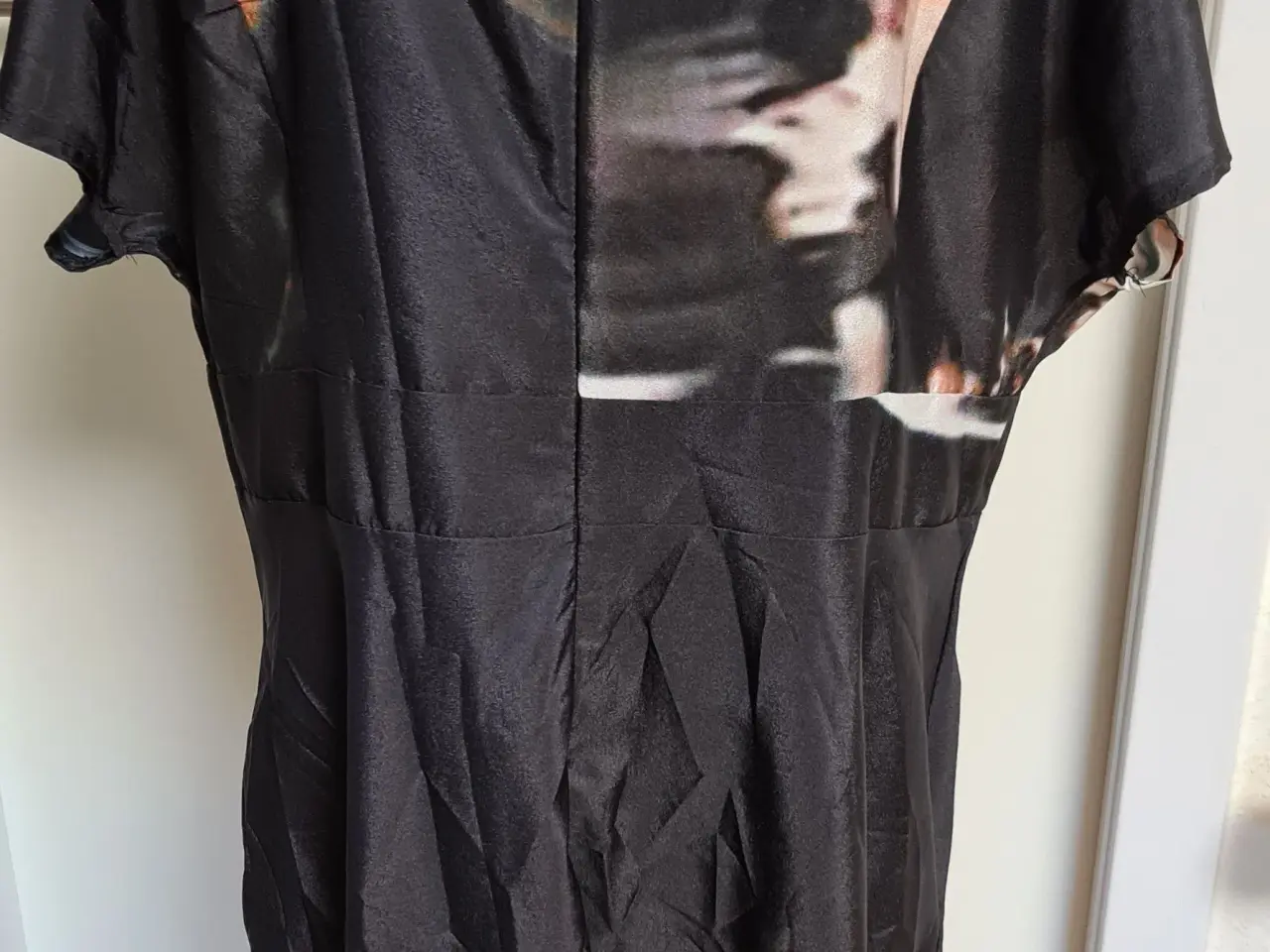 Billede 3 - Super flot - HELT NY - kjole str XL