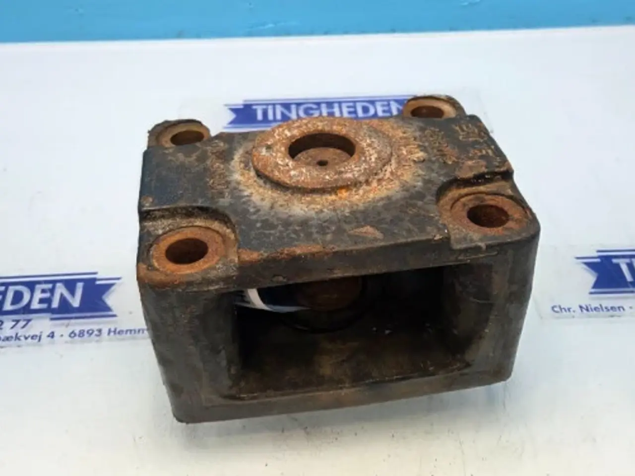 Billede 11 - New Holland TM165 Beslag 82020886