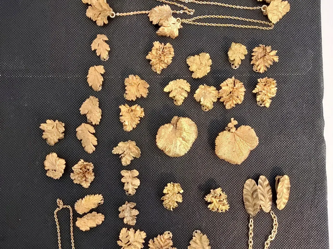 Billede 7 - Broche og clips, Flora Danica lignende