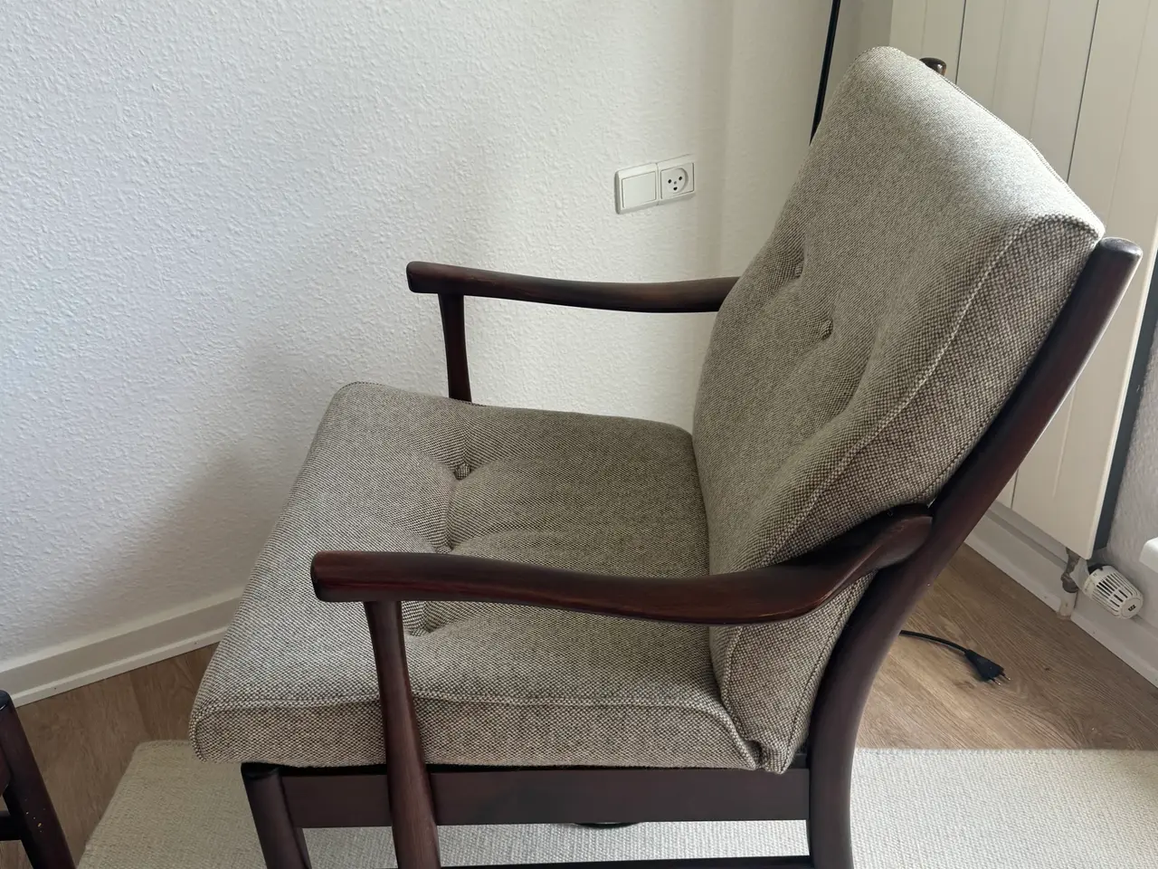 Billede 2 - FARSTRUP 2-personers sofa og 2 stole
