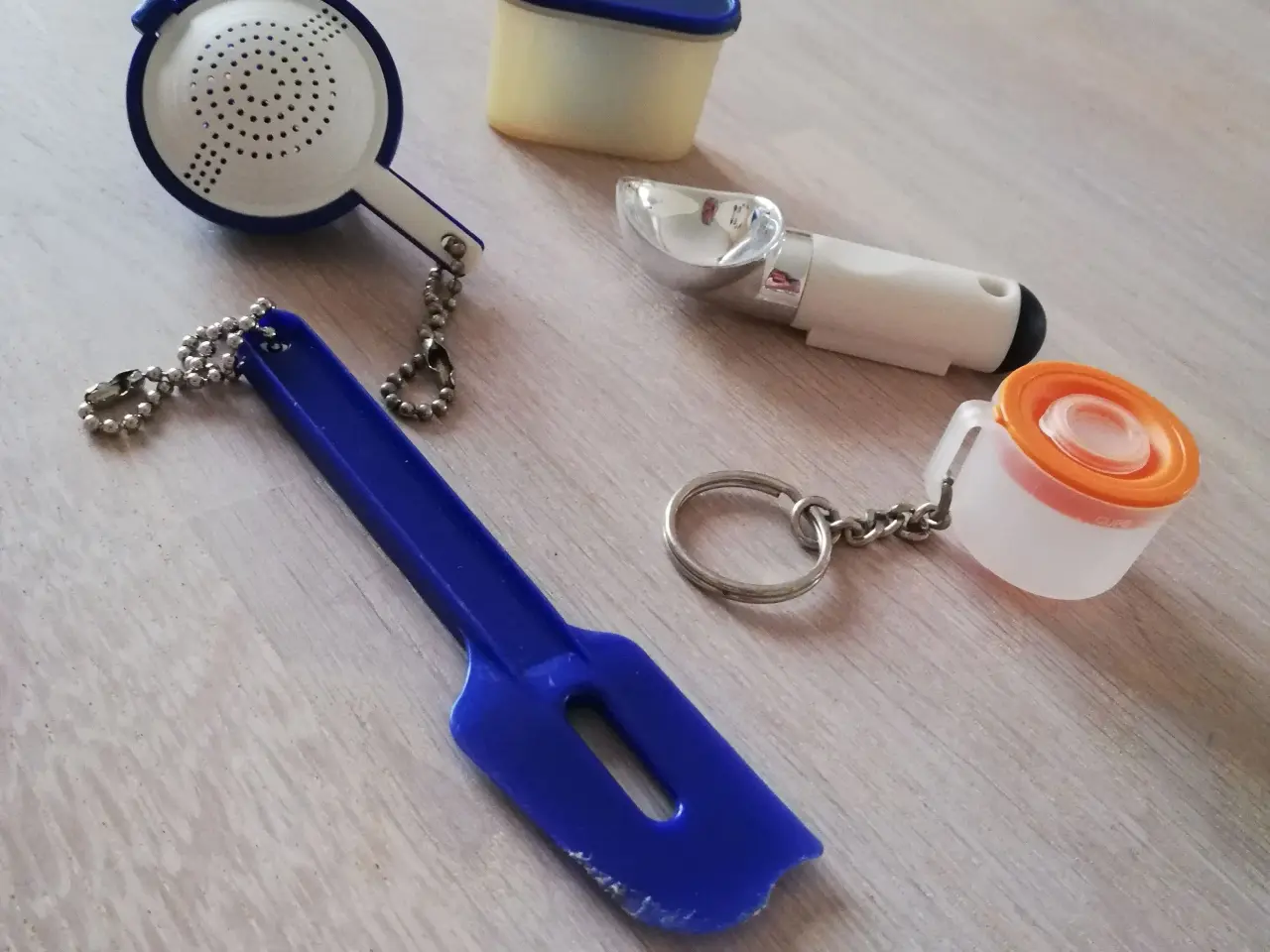 Billede 1 - Tupperware nøgleringe/magnet