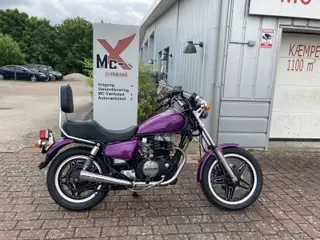 Honda CM 400 T VETARAN mc