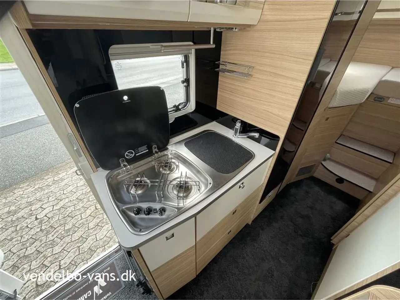 Billede 4 - 2019 - Dethleffs Globebus I 006   GT udstyret helintregret autocamper