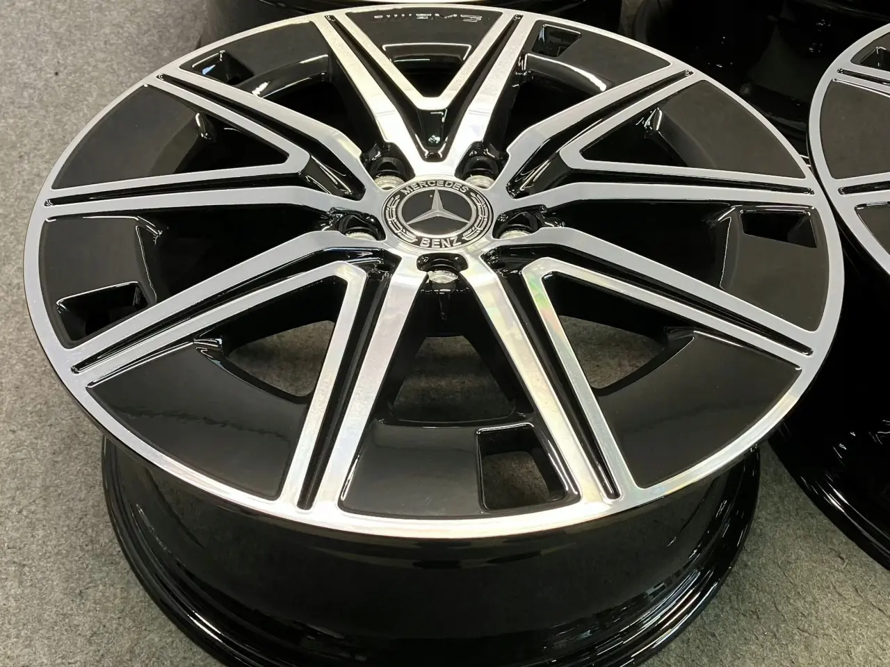 Billede 4 - ALUFÆLGE MERCEDES EQA EQB AMG X243 W243 243 19"