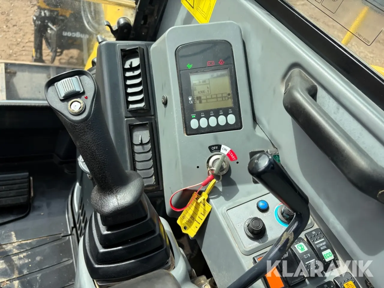Billede 11 - Gravemaskine Yanmar ViO 80 1-A med tiltrotator