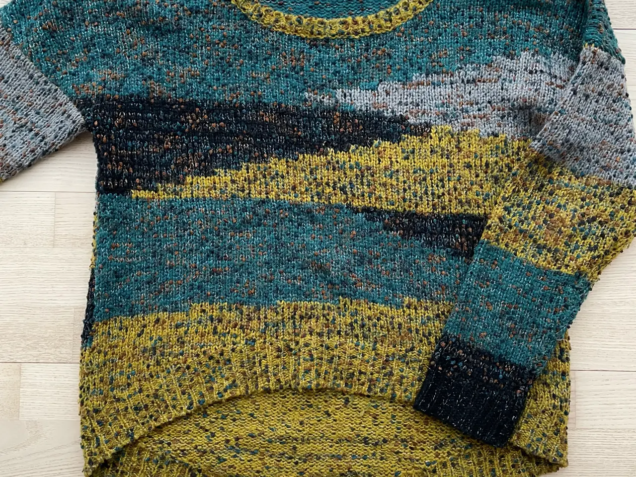 Billede 1 - Sweater i flere farver